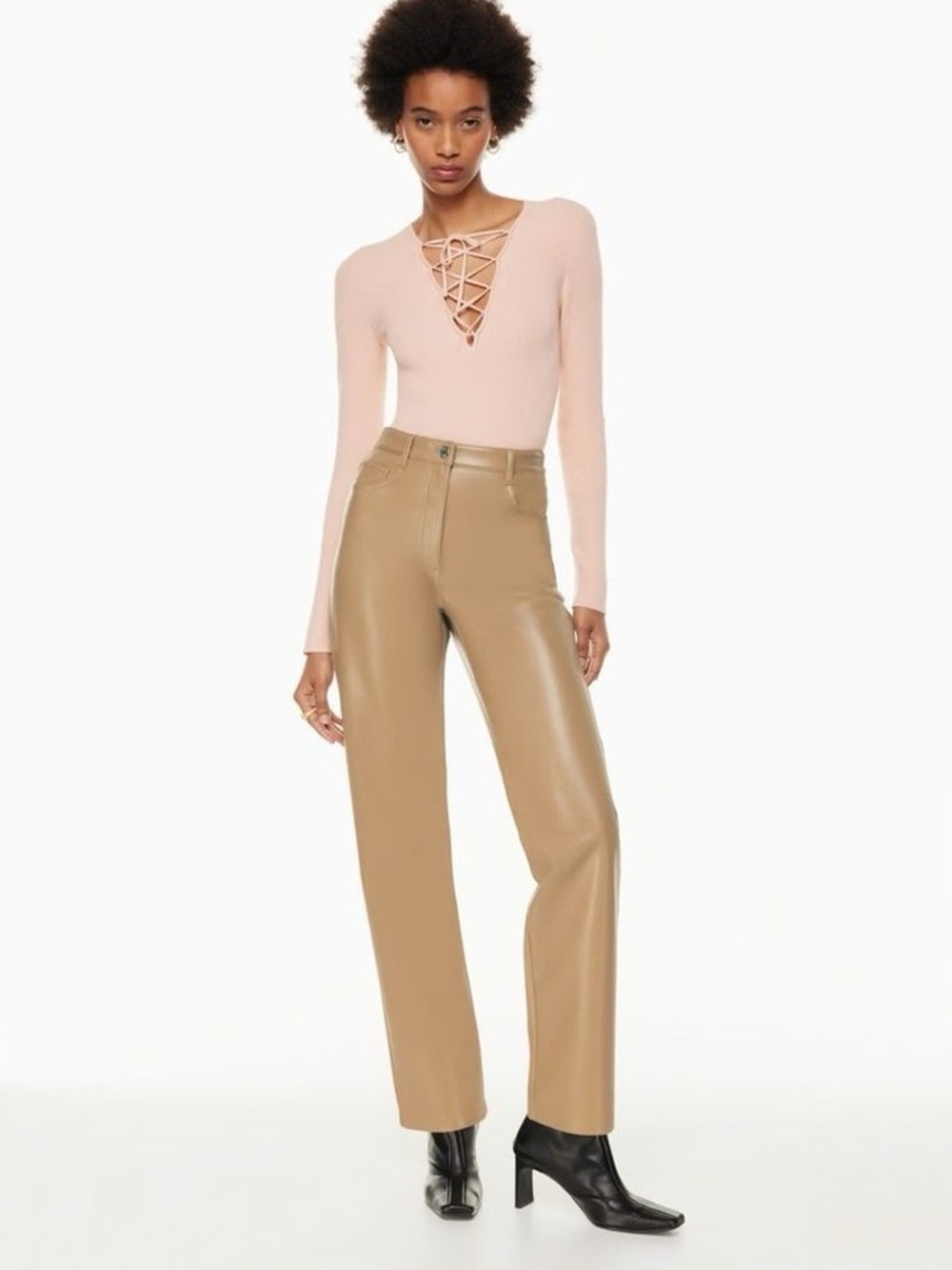 Wilfred (Aritzia) tan Melina leather pants, size 4
